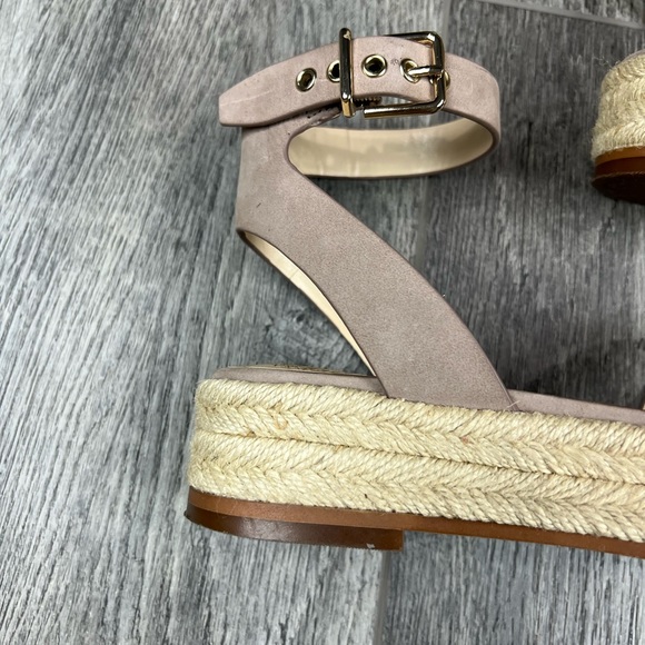Vince Camuto Mauve Platform Sandals - Picture 5 of 11